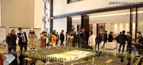 青浦 售樓處電話 官網(wǎng) 中環(huán)境秋月24小時售樓中心地址電話